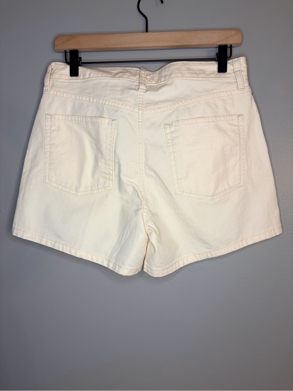 *NWT* Patagonia Women's Classic Shorts in Natural, Size 6 - Picture 7 of 12